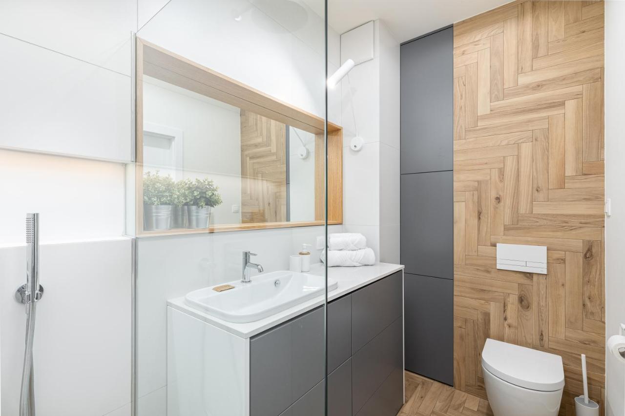 Dots Apartments Rakowicka Krakow Bagian luar foto